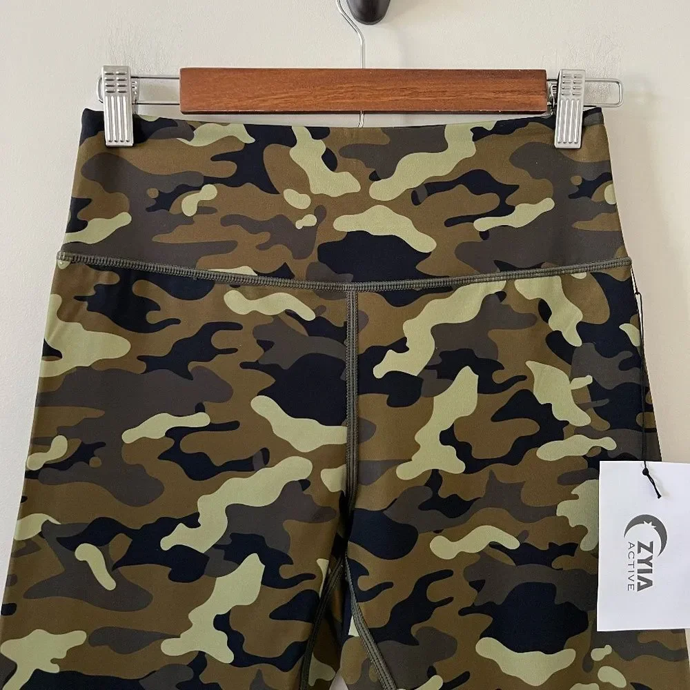 ZYIA Light Green Camo Reflective Soft & Snug Mid-Rise 7/8 Legging Size 6-8 - Picture 6 of 16
